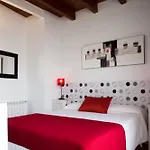 Singular Castellar
